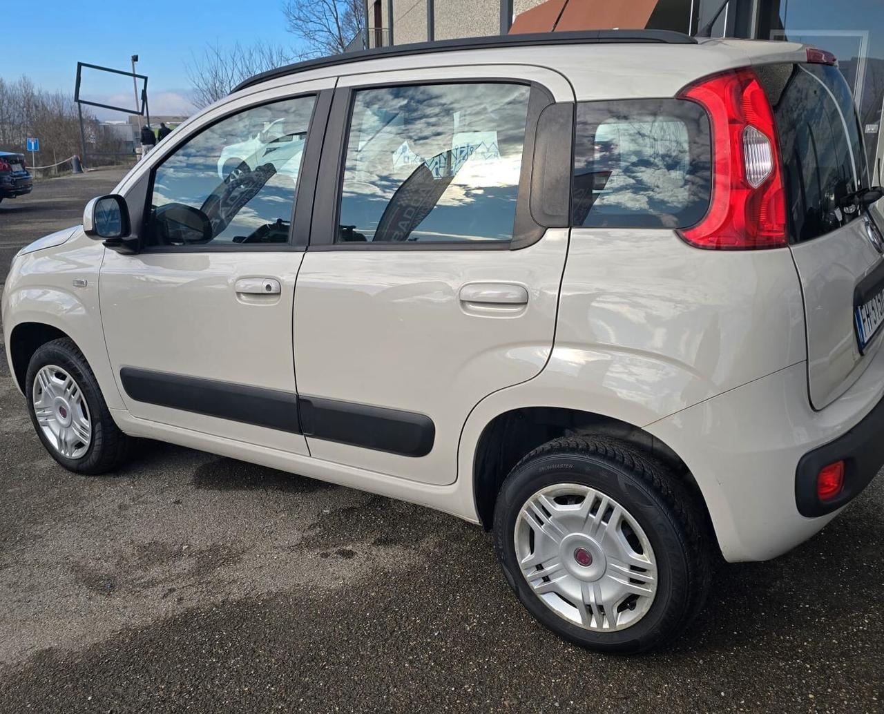 Fiat Panda 0.9 TwinAir Turbo Natural Power Lounge