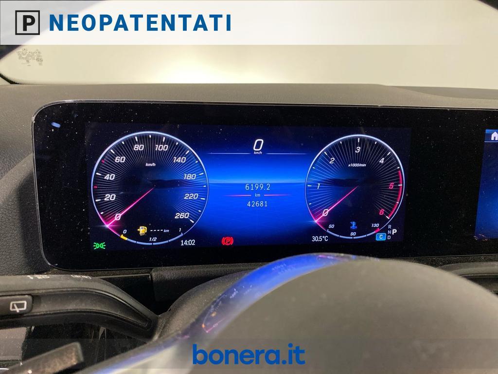 Mercedes GLA 180 180 D Progressive Advanced 8G-DCT