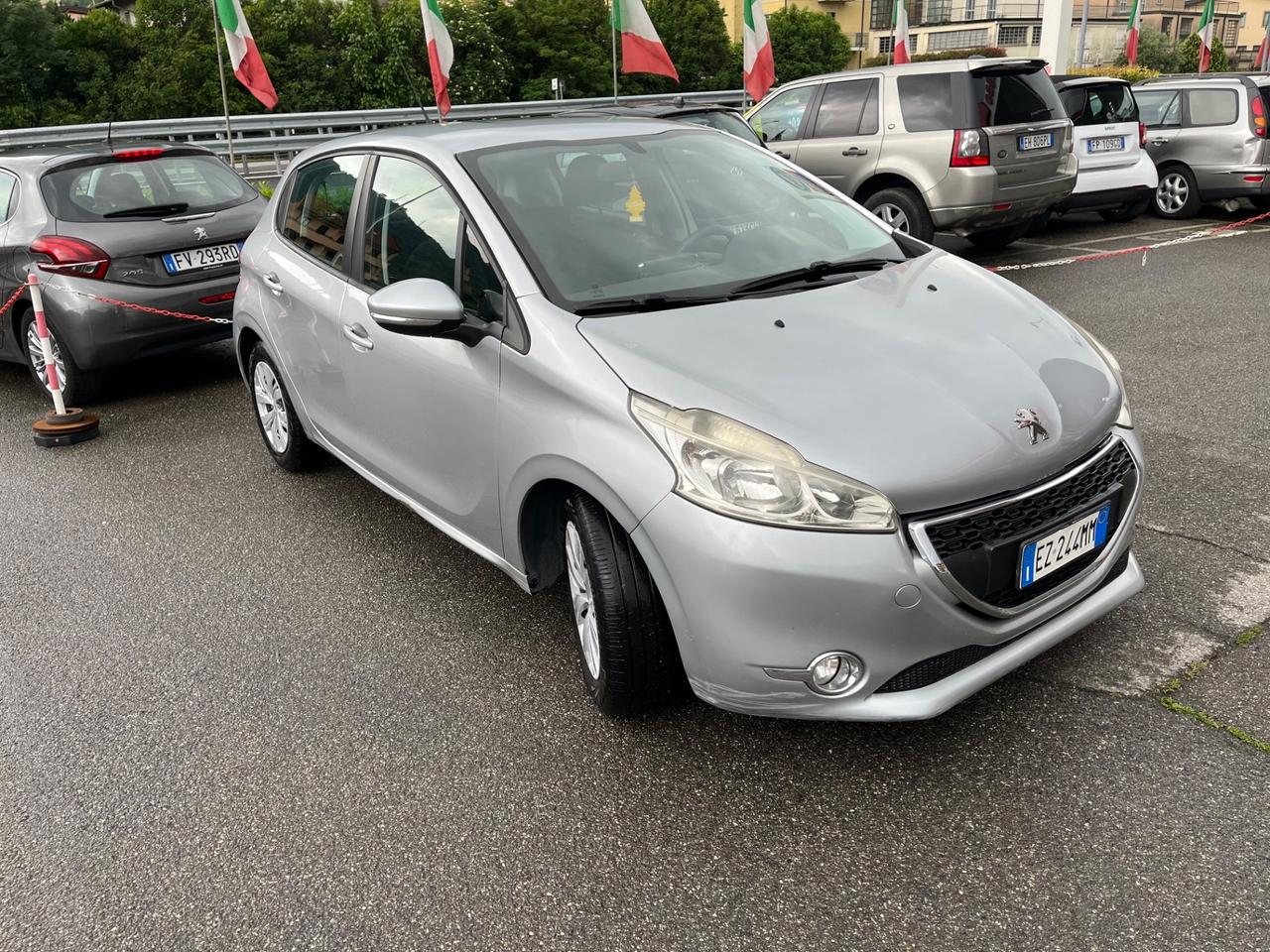 PEUGEOT 208 - BENZINA/GPL