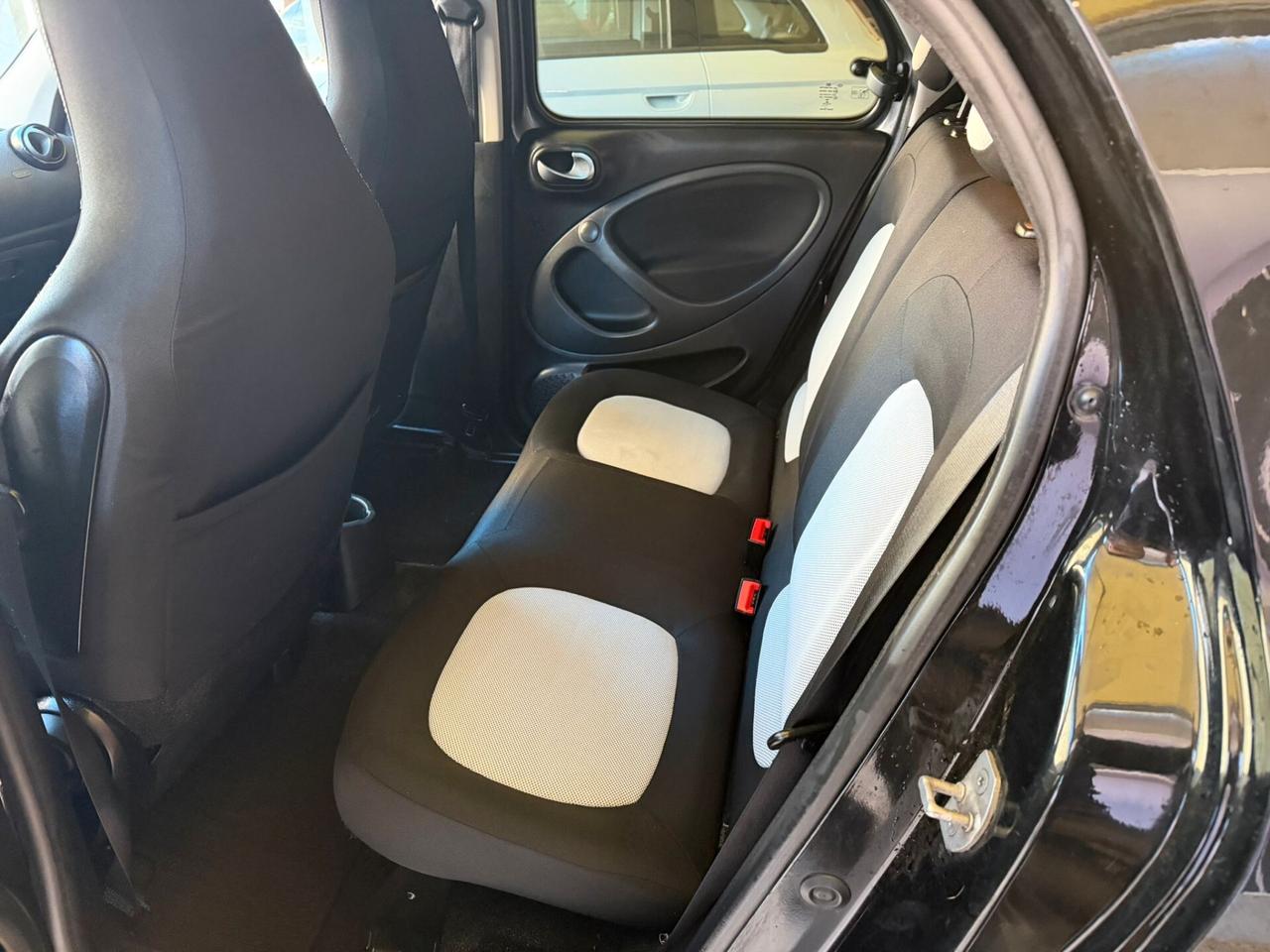 Smart ForFour 1.0cc benzina 12 mesi garanzia-2016