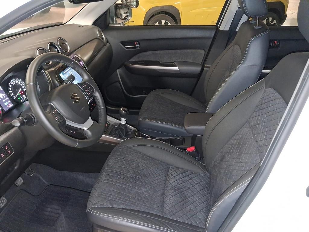 SUZUKI Vitara (2015) - Vitara 1.4 Hybrid Cool