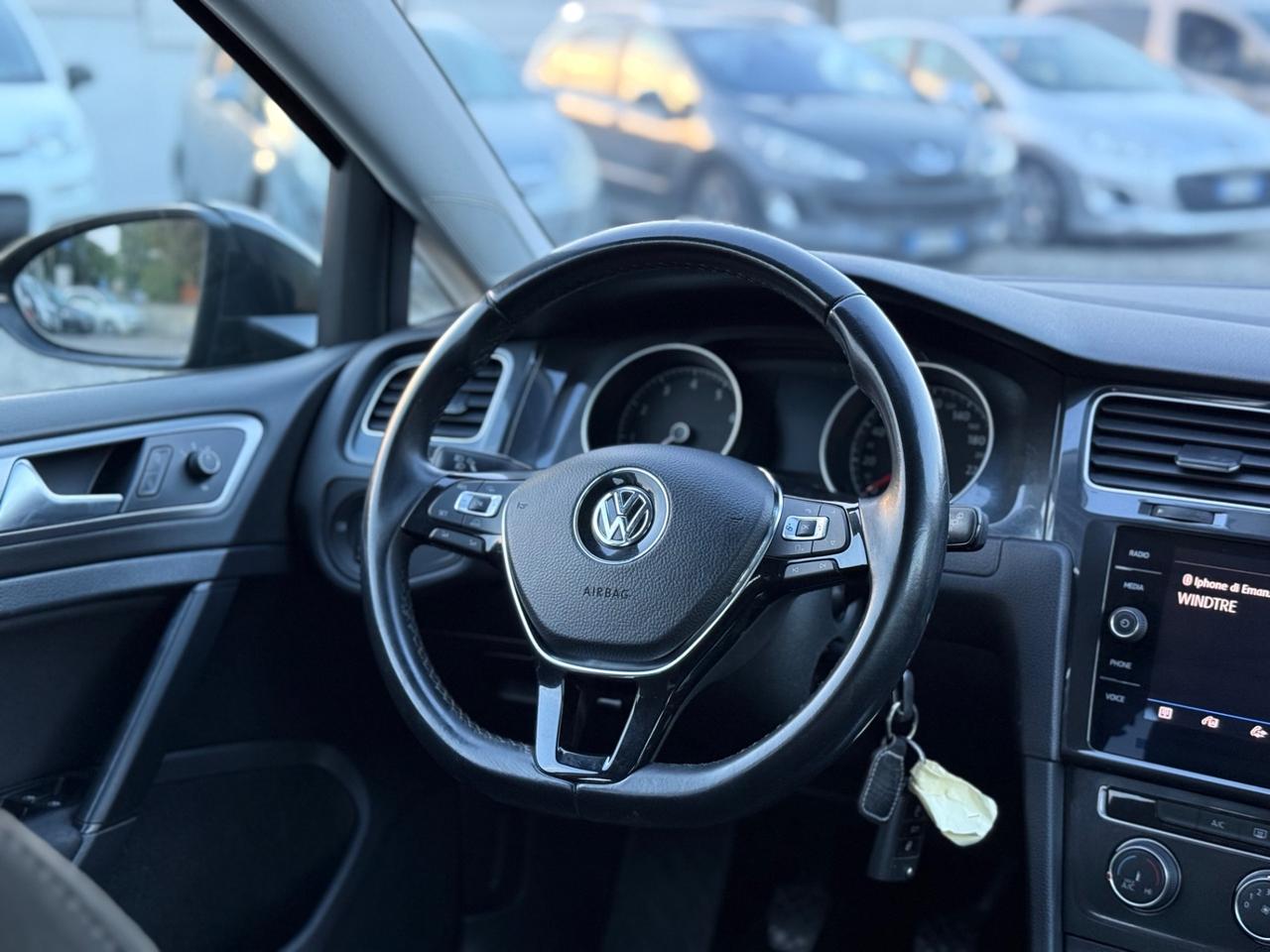 Volkswagen Golf 1.0 TSI 85 CV 5p. Trendline BlueMotion Technology