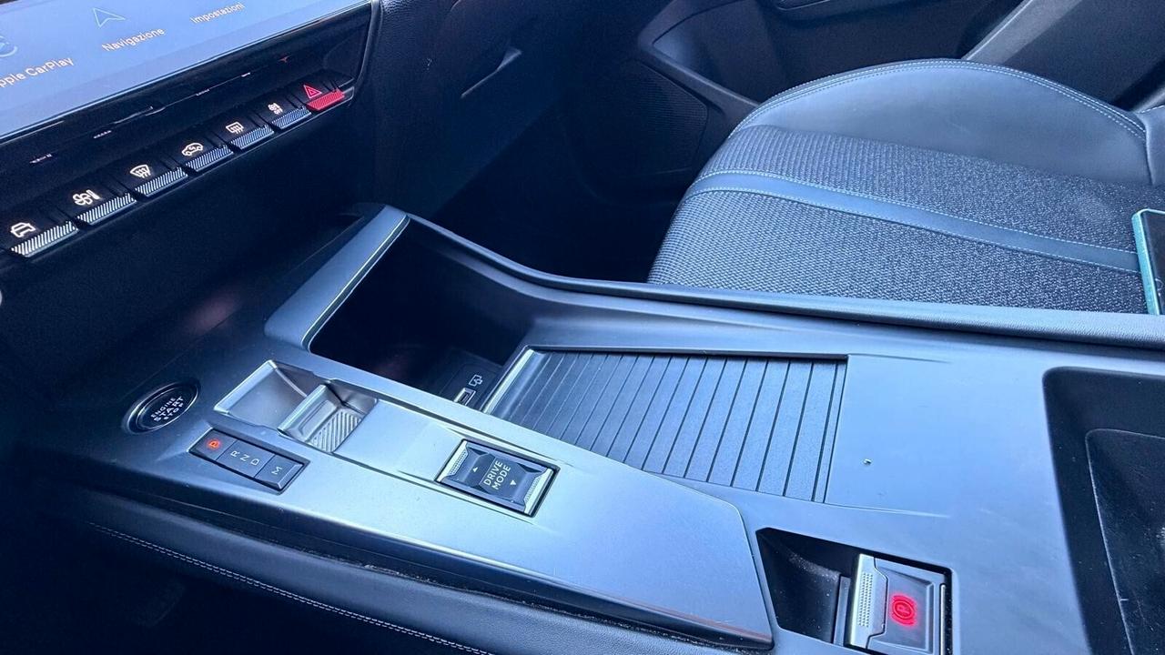 Peugeot 308 BlueHDi 130 S&S EAT8 GT Virtual cockpit