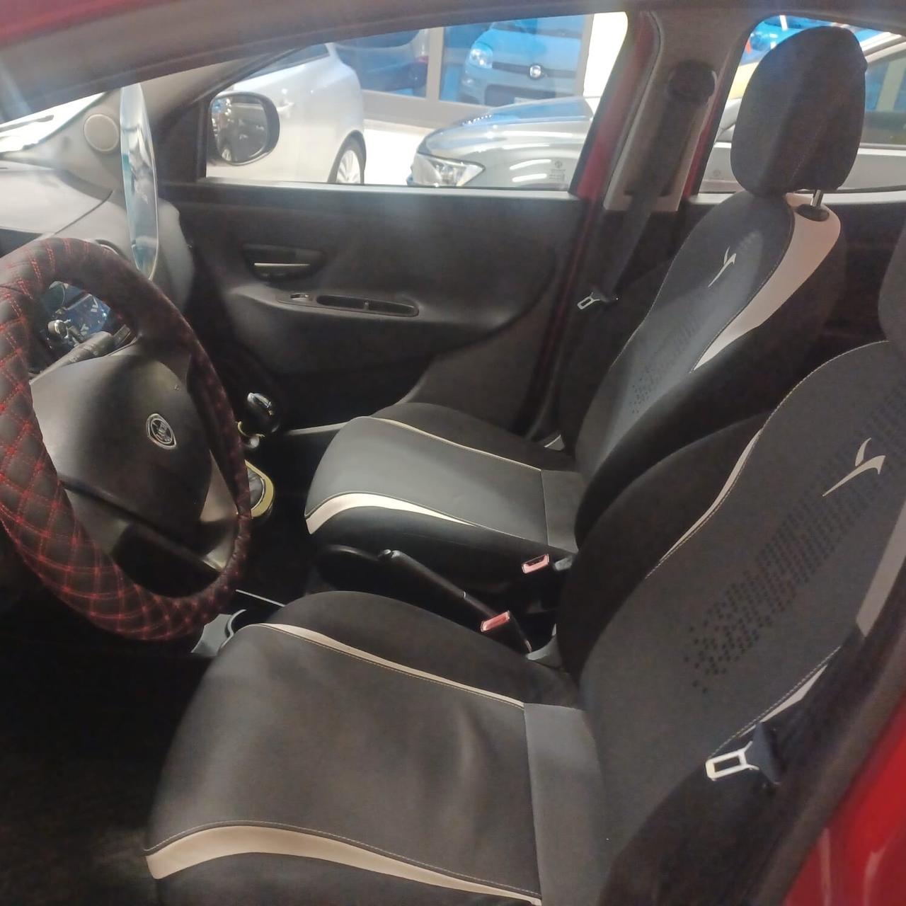 PERFETTA NEOPATENTATI LANCIA YPSILON