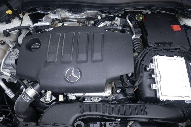 Mercedes-Benz GLA Mercedes-Benz GLA 200 d Automatic 4Matic Premium Tetto Panoramico Unicoproprietario