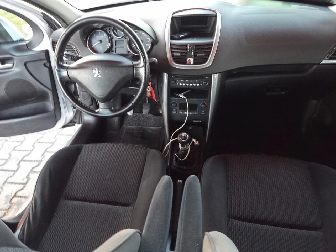 Peugeot 207 1.4 HDi 70CV 5p. 2007