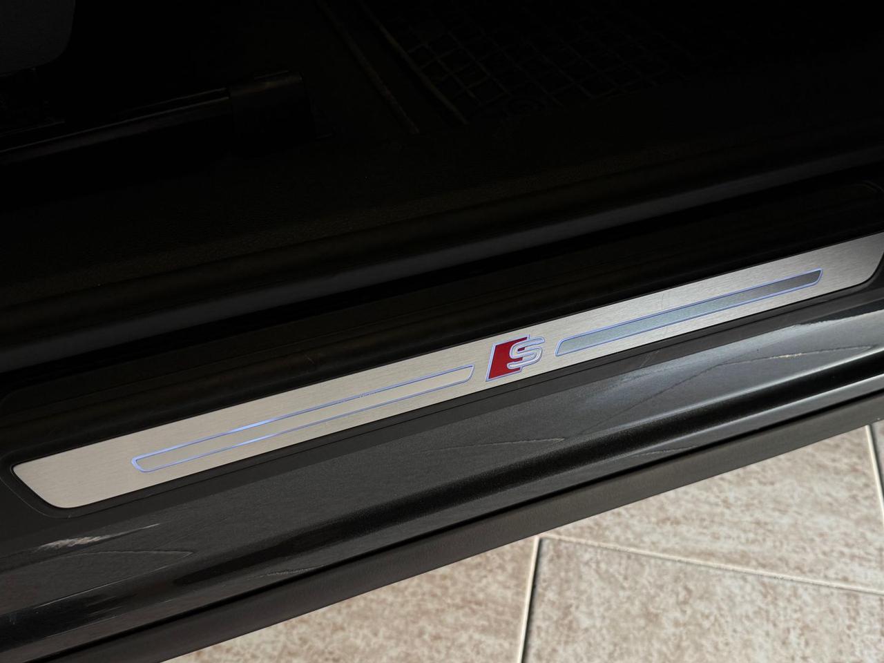 Audi Q5 S Line Plus 2.0 40 TDI #9708