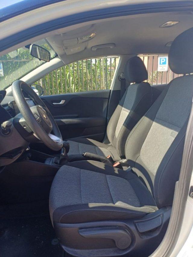 KIA Stonic 1400 MPI ECOGPL URBAN 100CV CARPLAY LED PDC ITALIA