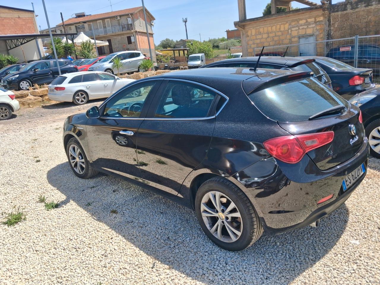 Alfa Romeo Giulietta 1.6 JTDm-2 105 CV Distinctive