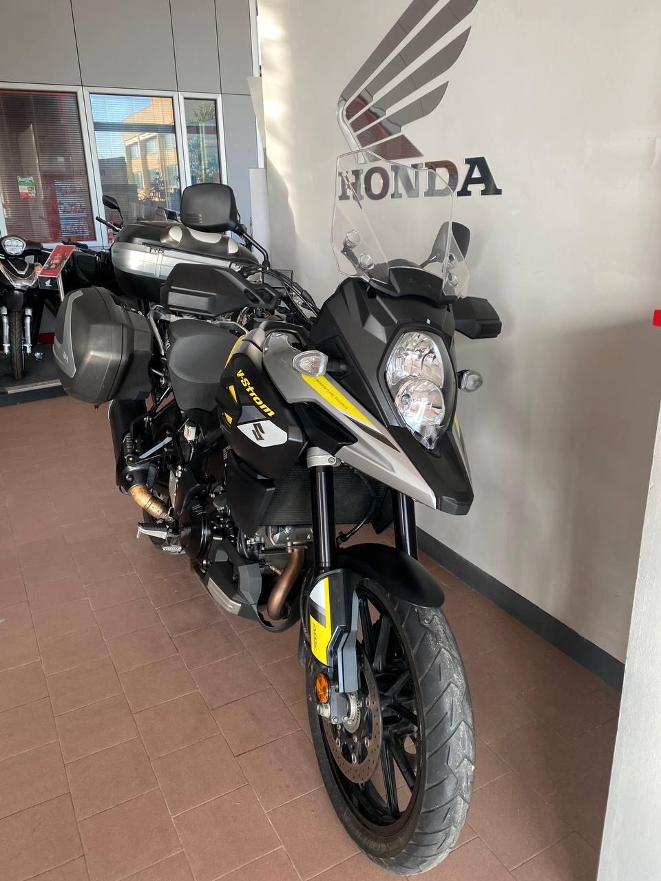Suzuki V-Strom 1000