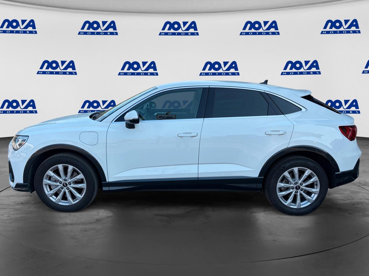 Audi Q3 SPB 45 TFSI e S tronic Business Plus