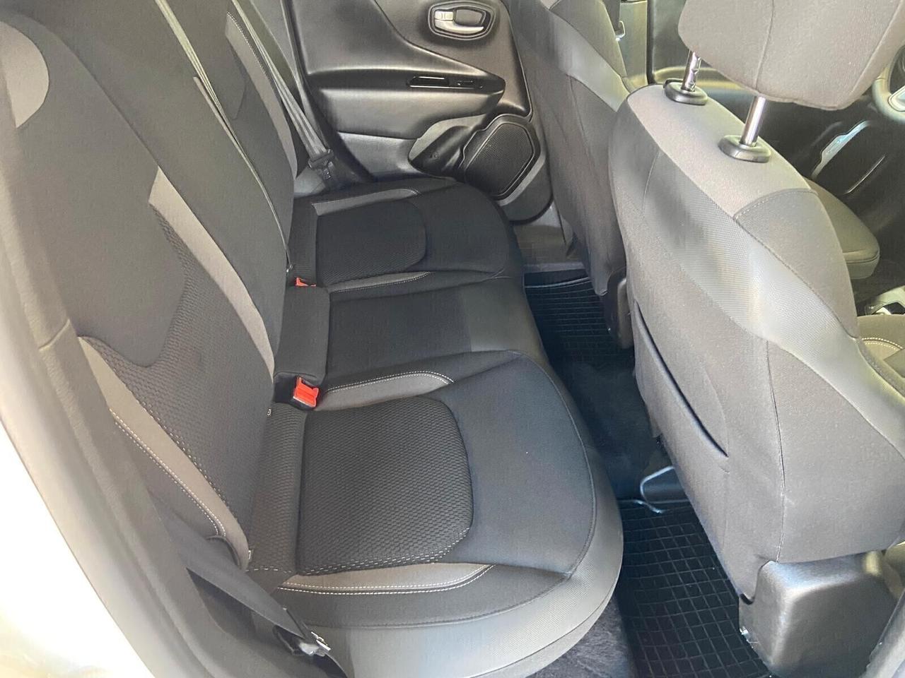 Jeep Renegade 1.5 Turbo T4 MHEV Limited