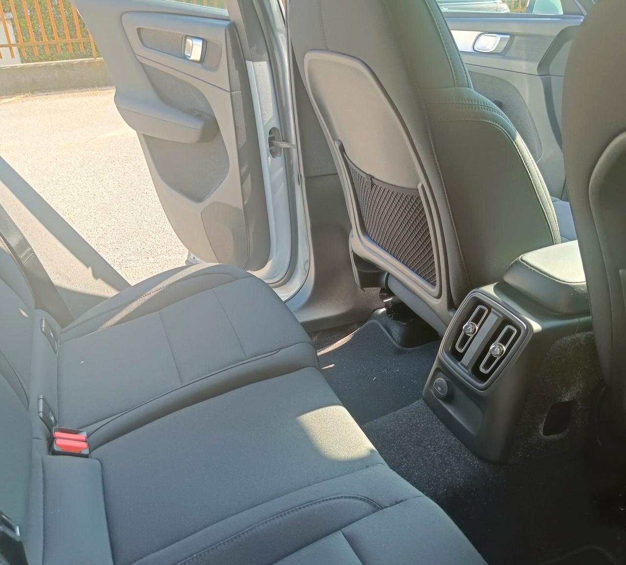 Volvo XC40 T5 Recharge Plug-in Hybrid Inscription Expression