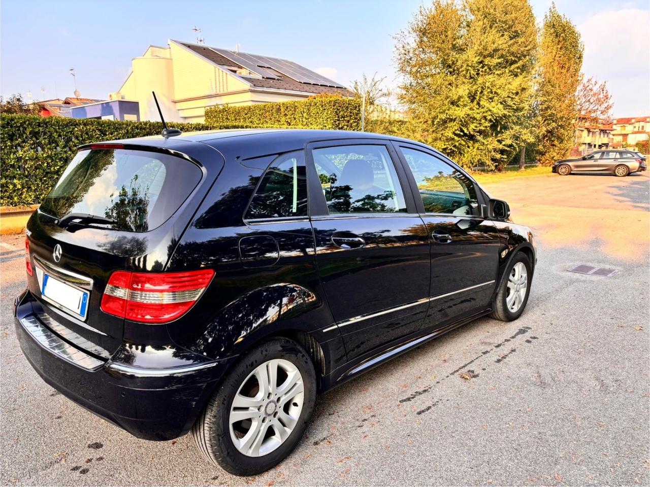 Mercedes-benz B 200 CDI BlueEFFICIENCY Premium