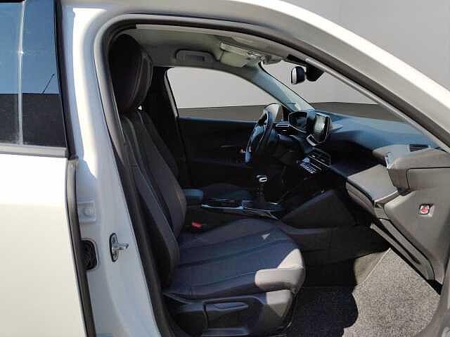 Peugeot 2008 BlueHDi 110 S&S Allure Pack