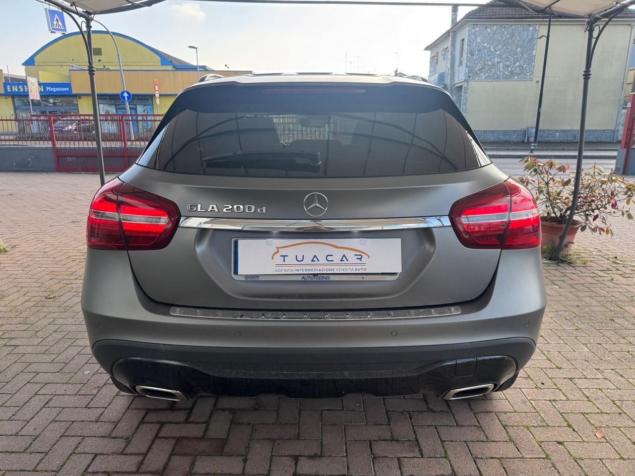 Mercedes-Benz GLA 200 Premium GLA 200 D TET #9904