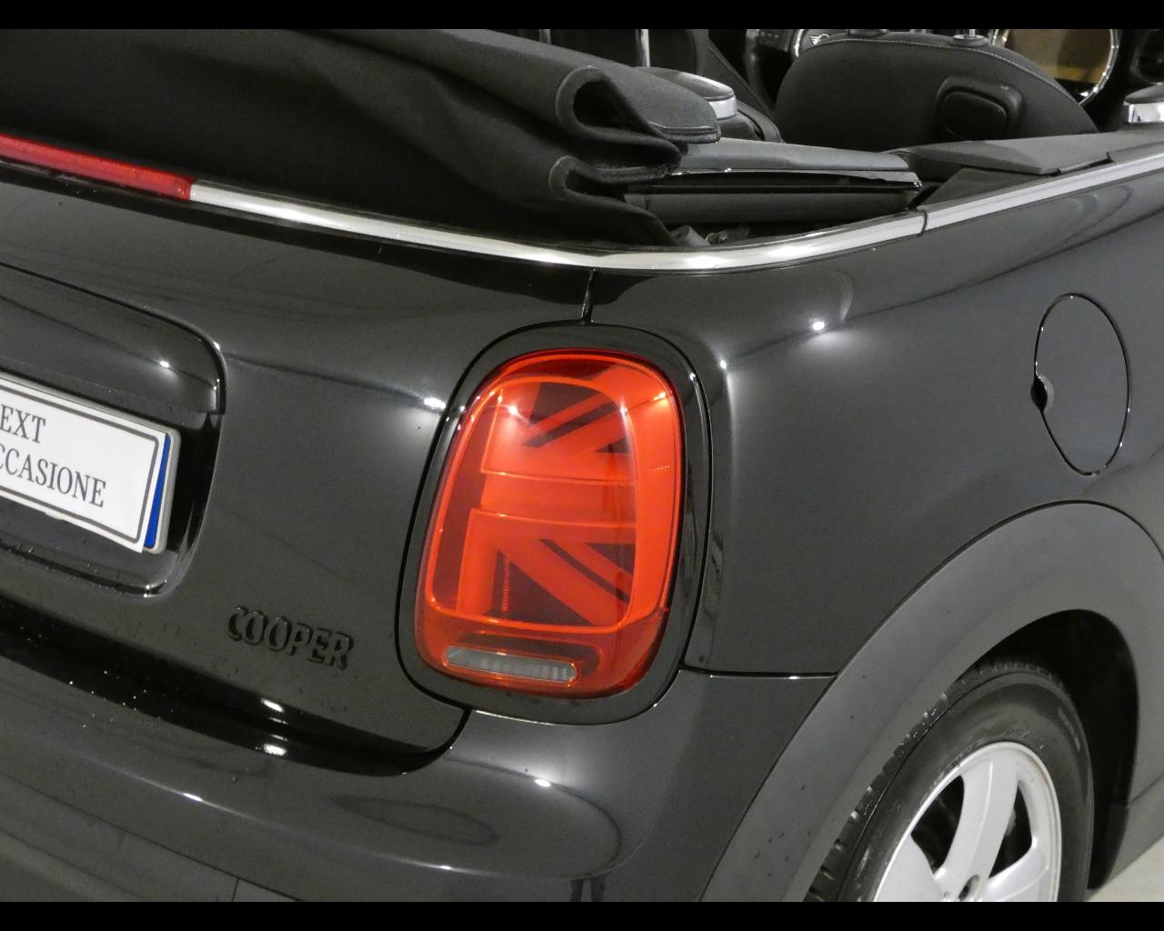 MINI Mini Cbr. (F57) - Mini 1.5 Cooper Classic Cabrio