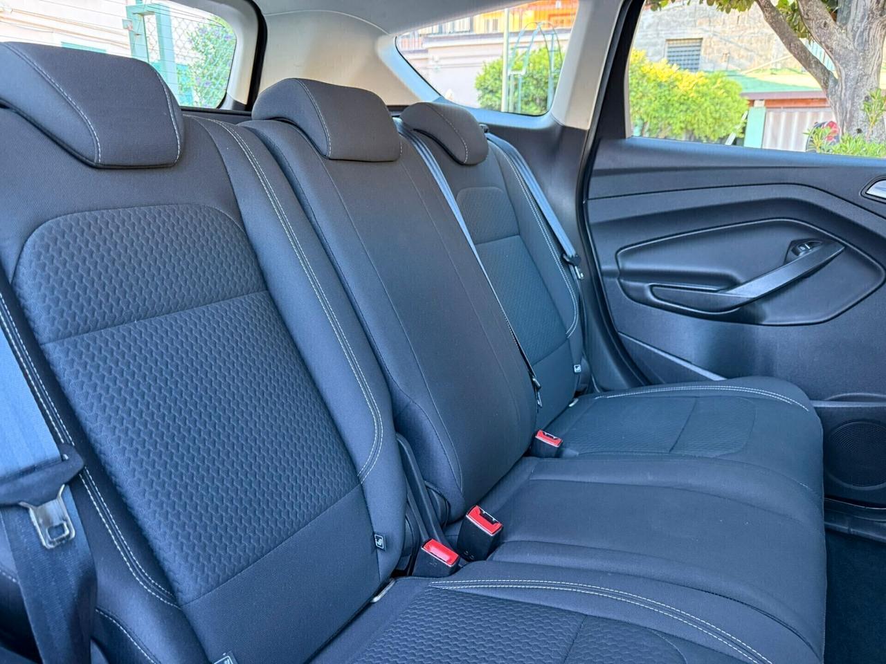 Ford Kuga 2.0 TDCI 120cv 2WD Business