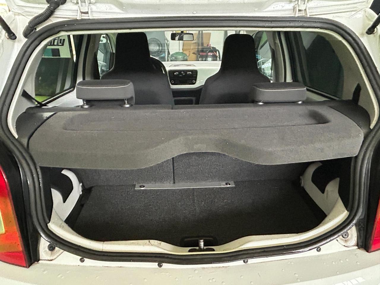 Volkswagen up! 1.0 75 CV 5p. high