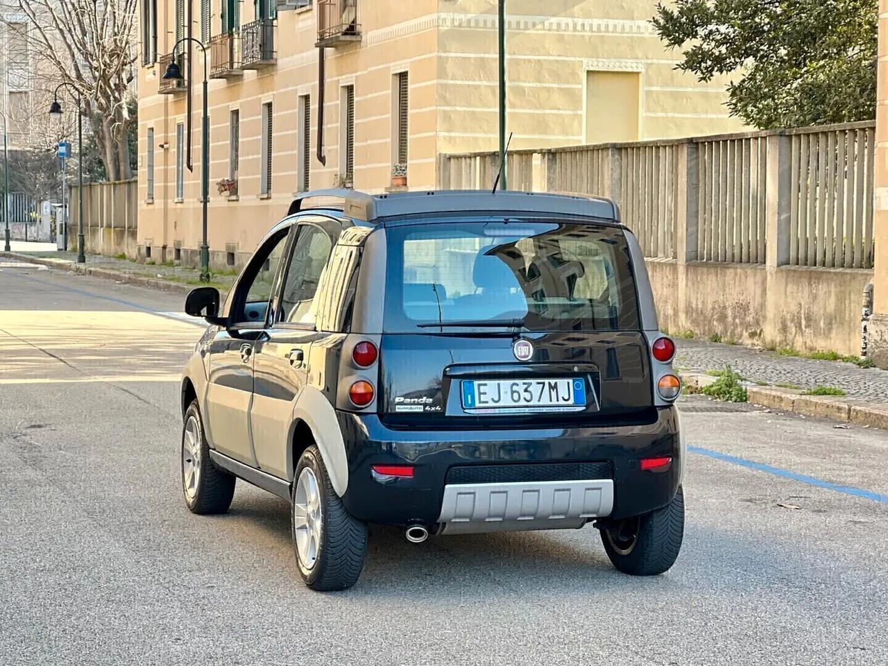 Fiat Panda 1.3 MJT 16V DPF 4x4 Cross