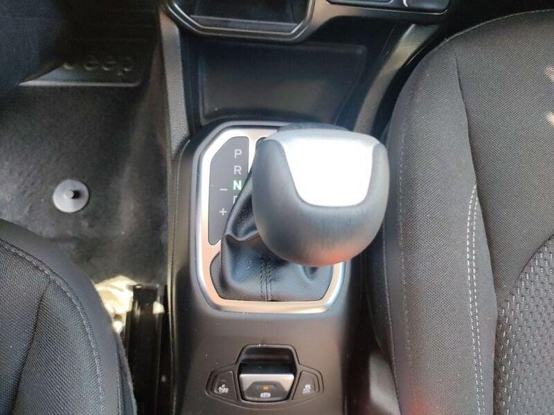 Jeep Renegade 1.5 turbo t4 mhev Summit 2wd dct
