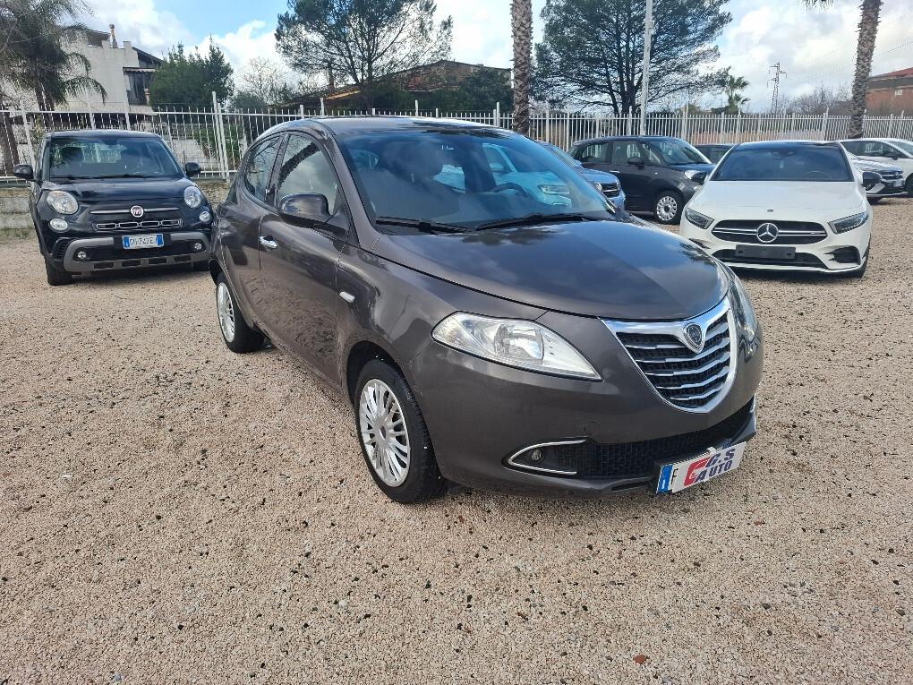 Lancia Ypsilon 1.3 MJT 16V 95 CV 5 porte S&S Gold