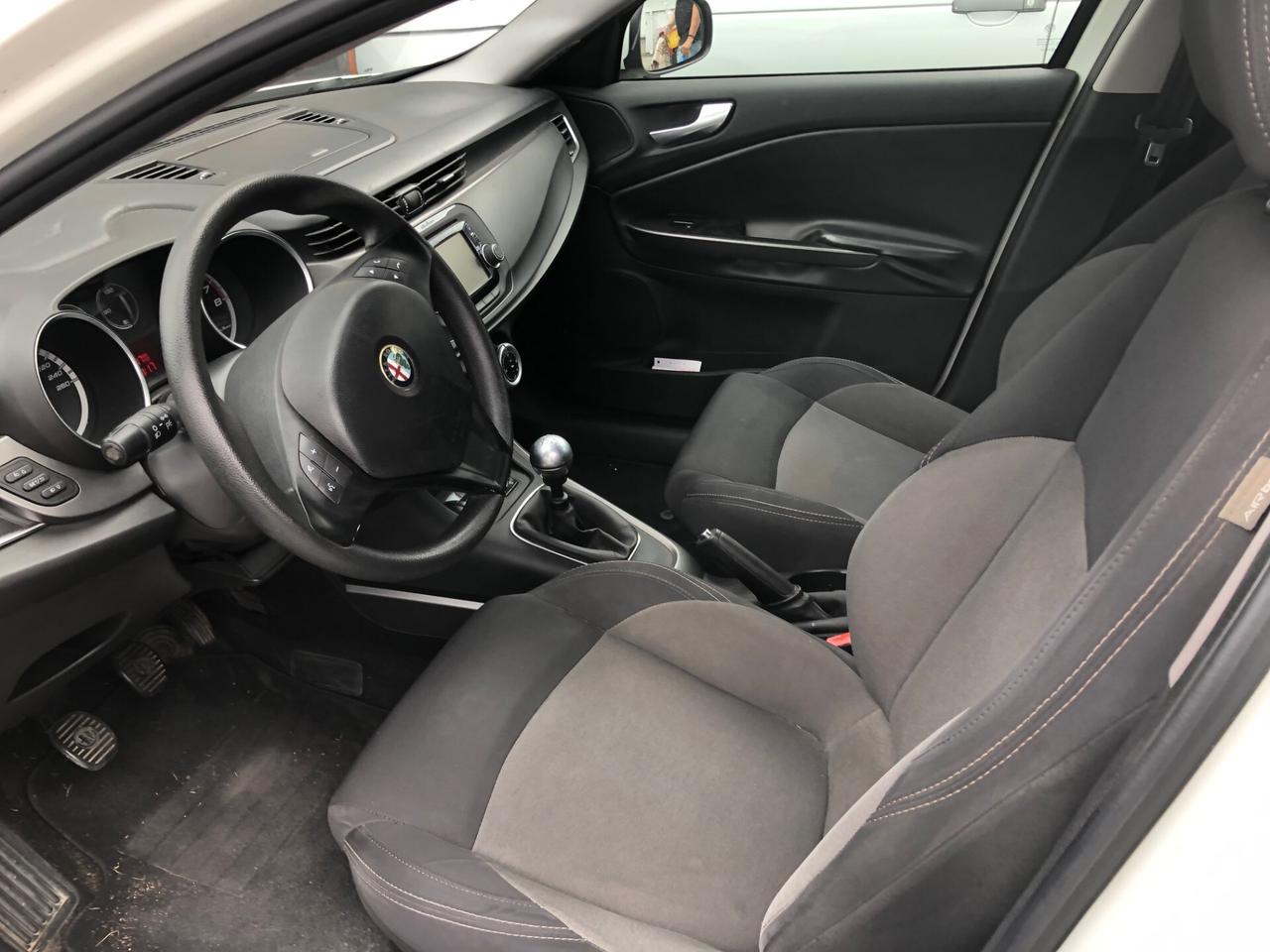 Alfa Romeo Giulietta 1.4 Turbo MultiAir Distinctive
