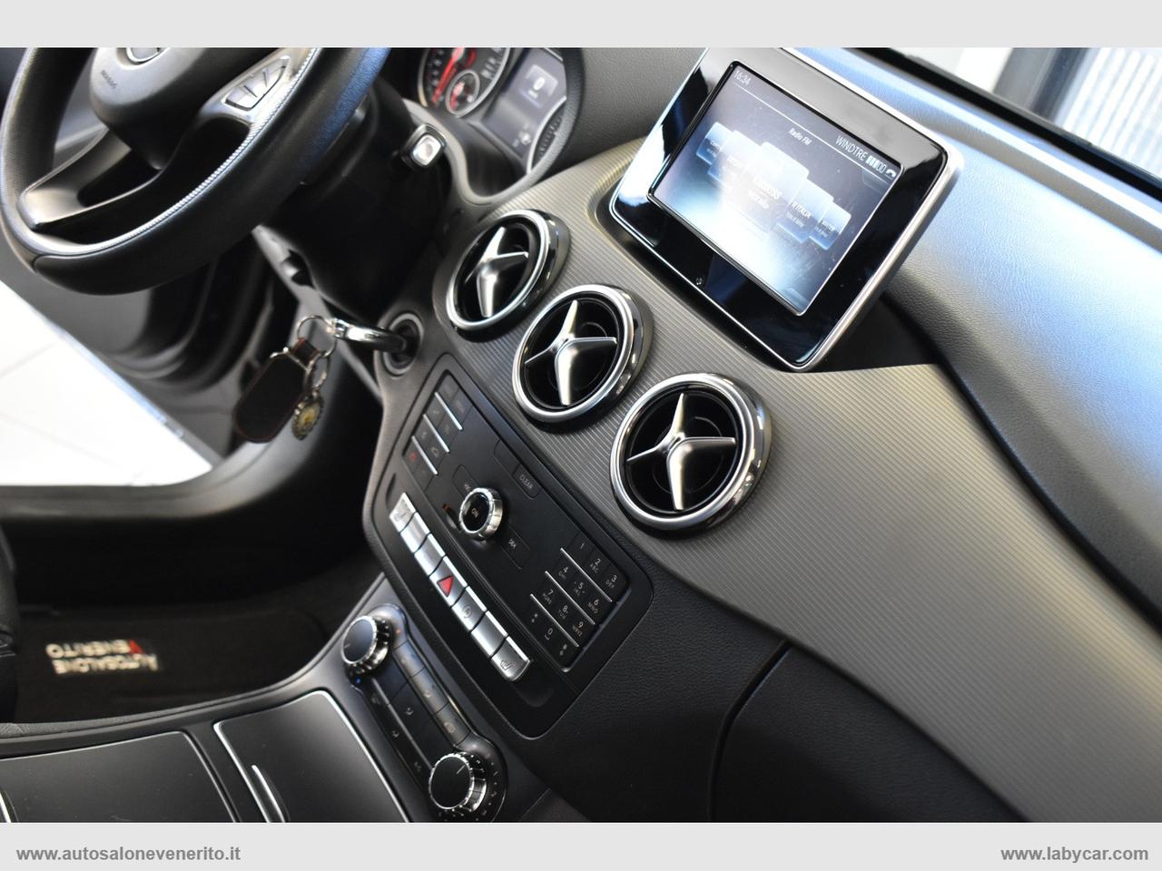 MERCEDES-BENZ B 180 d Automatic Premium