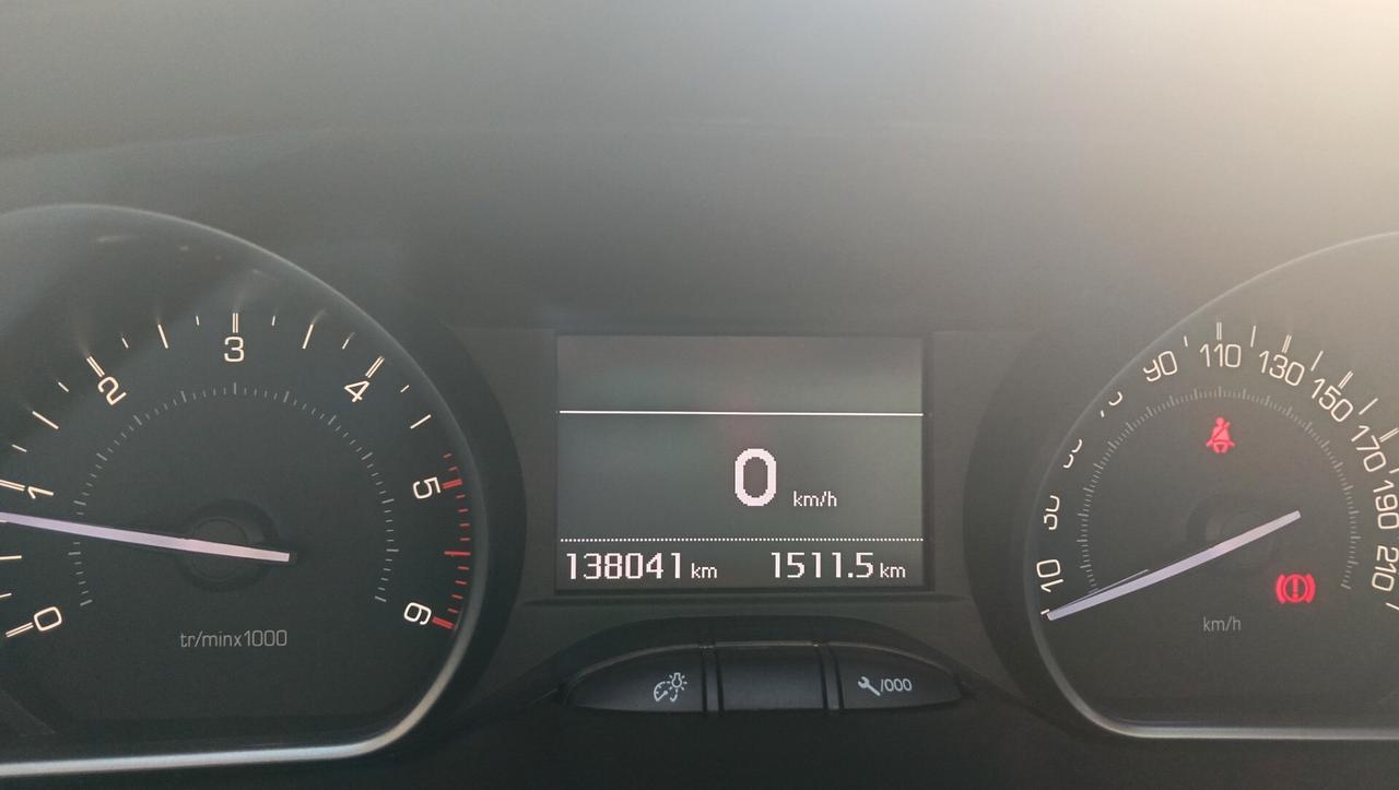 PEUGEOT 208 1.6 BlueHDI-RETROC-PREZZO PROMO!