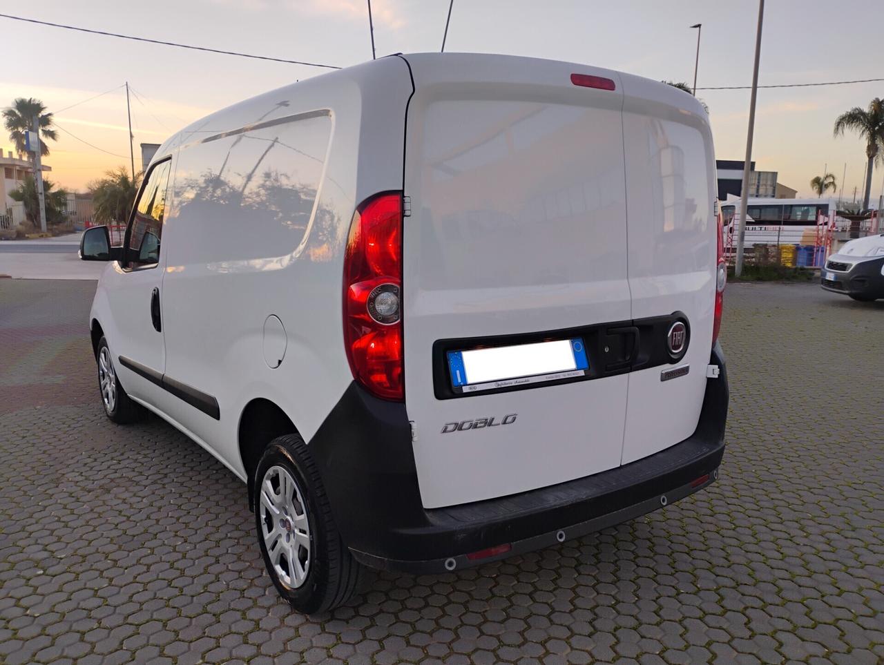 Fiat doblò cargo 1.6 MJ cargo lounge