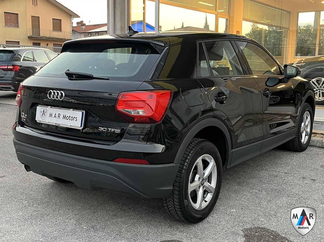 Audi Q2 30 TFSI S tronic Business