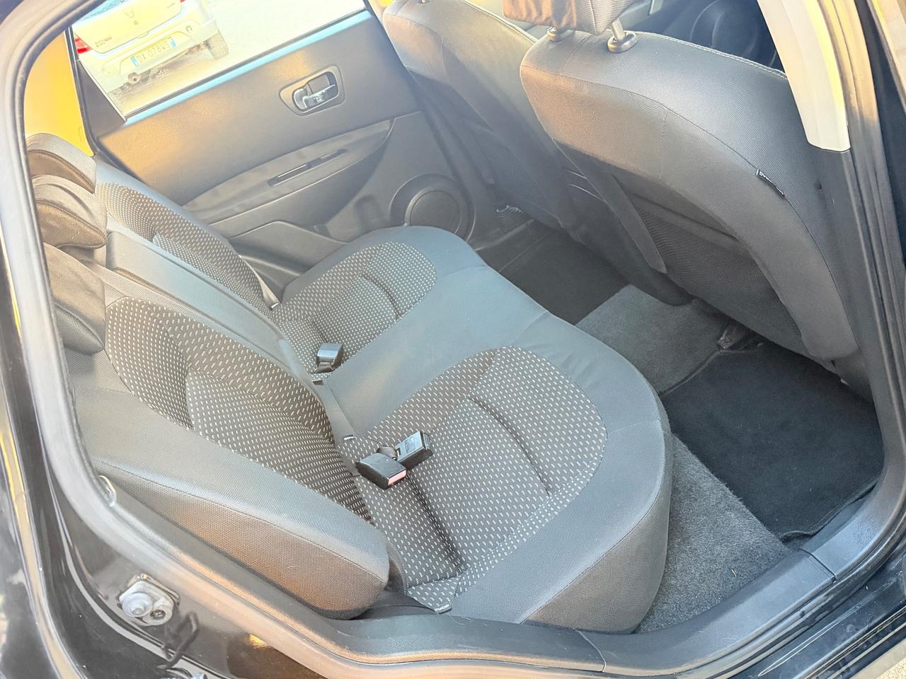 Nissan Qashqai 1.5 dCi Tekna 106CV Neopatentati