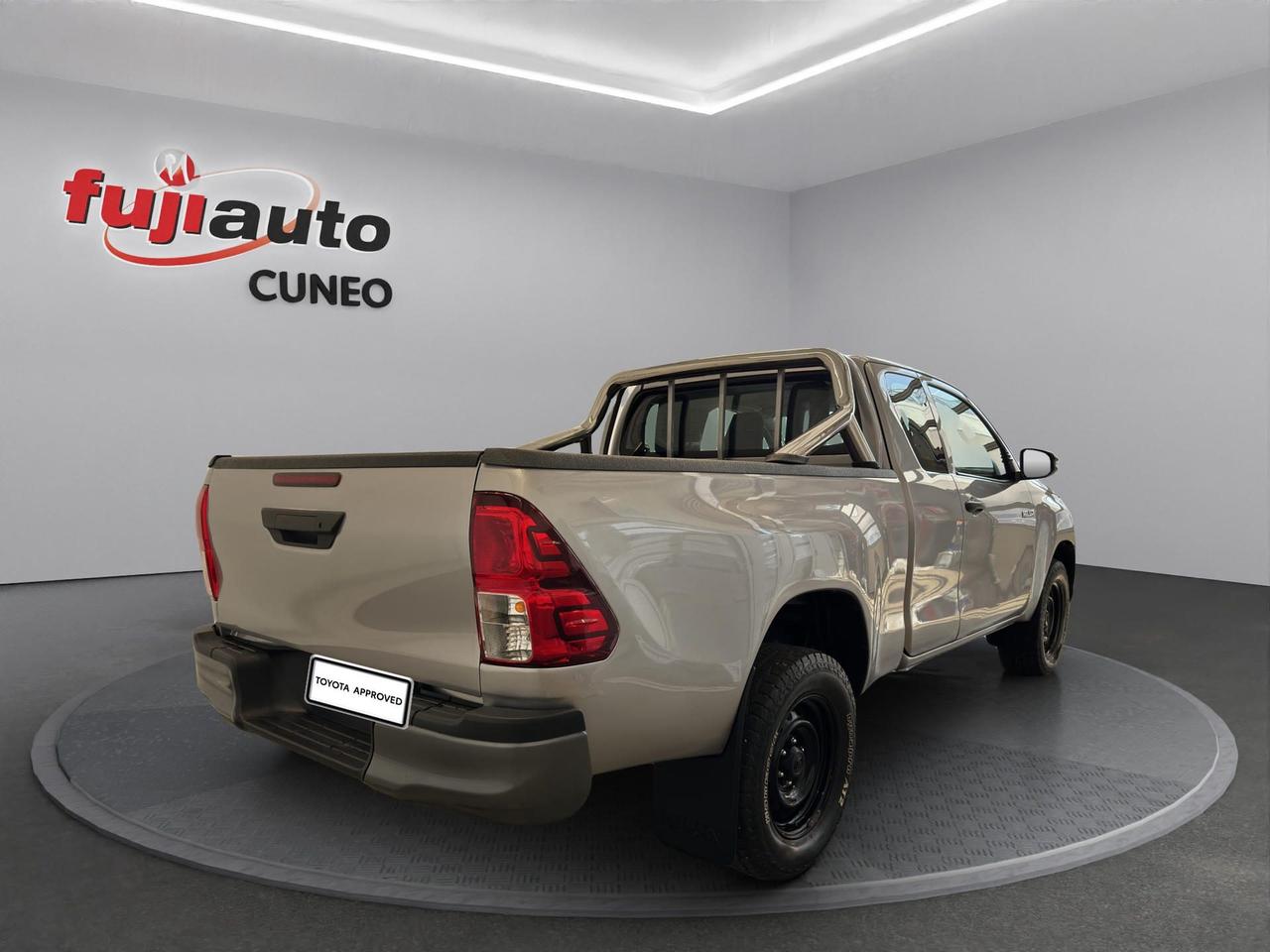 Toyota Hilux 2.4 EC d-4d 4x4 Comfort M/T my19