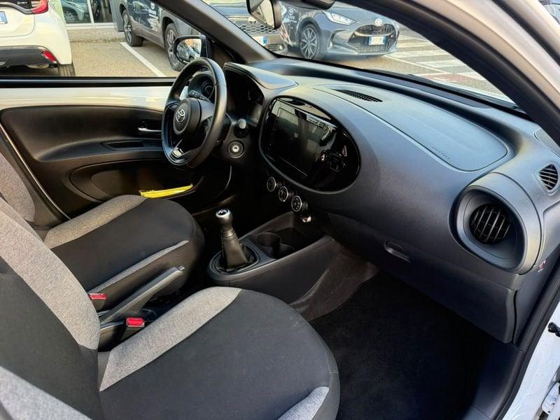 Toyota Aygo X Aygo X 1.0 Active 72cv