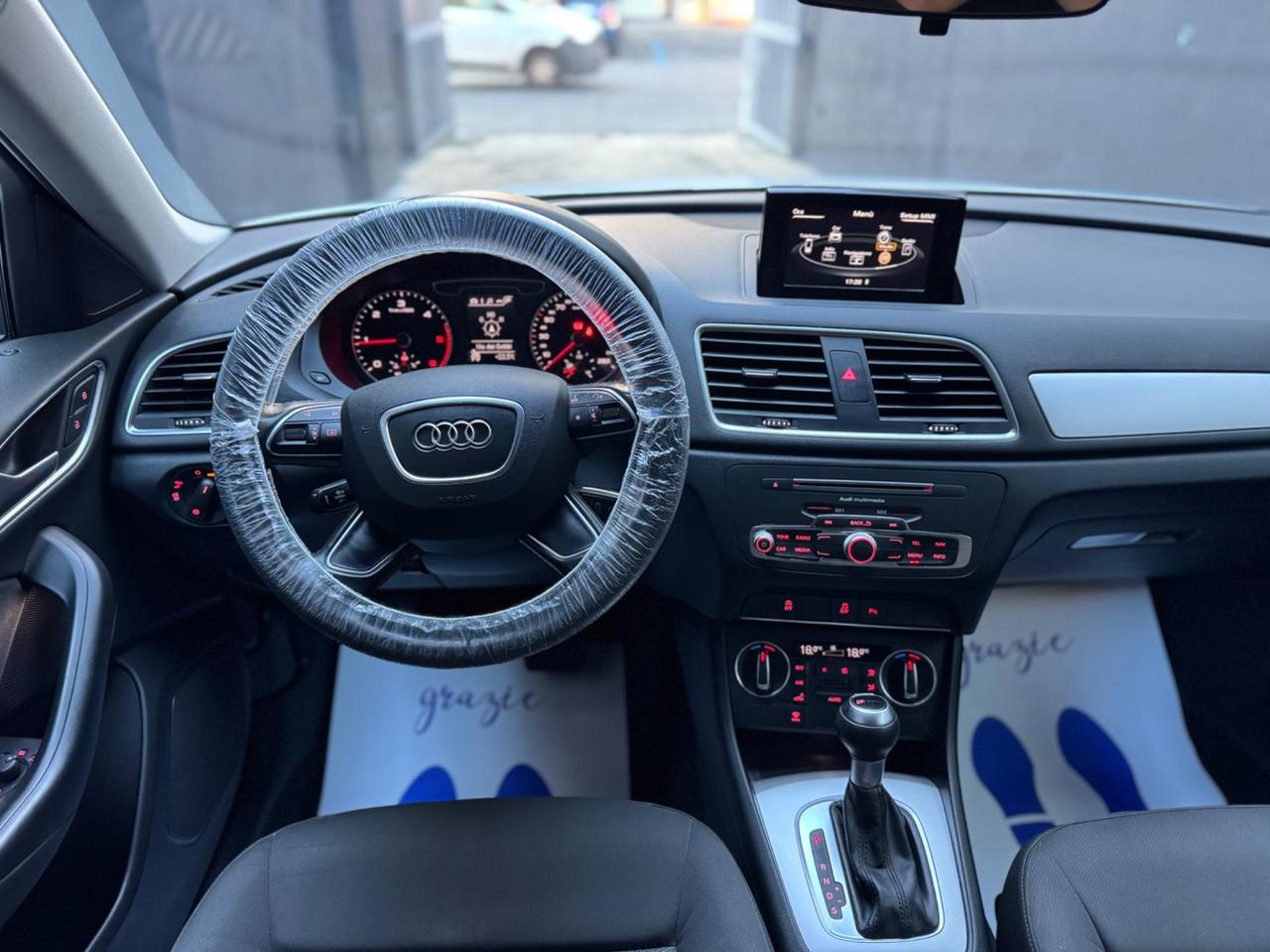 Audi Q3 2.0 TDI 120 CV Business Sport