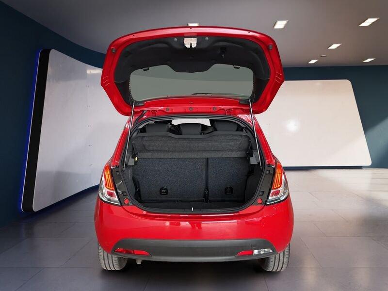 Lancia Ypsilon III 2015 1.0 firefly hybrid Silver s&s 70cv