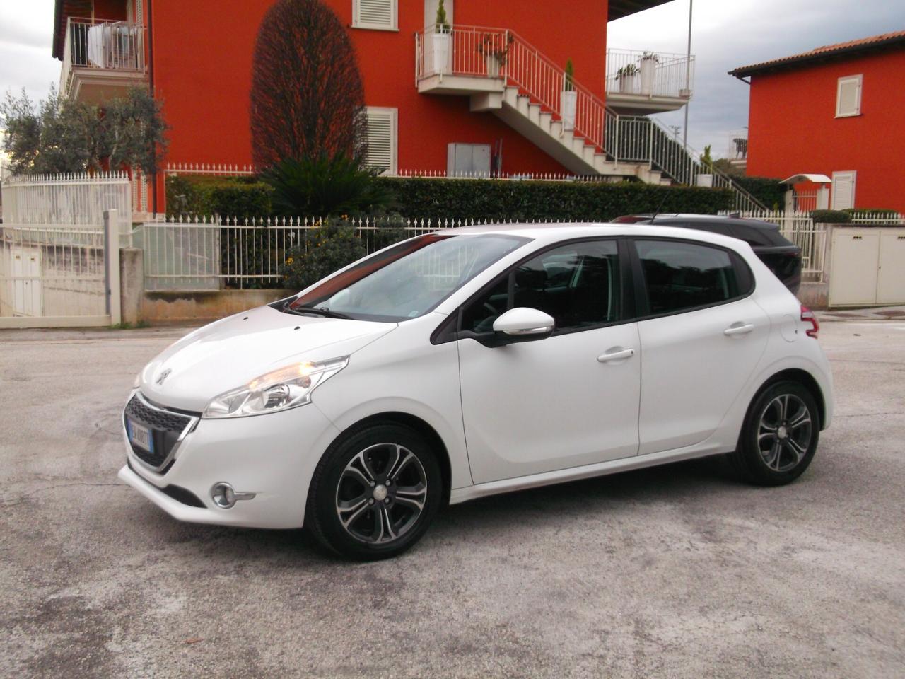 Peugeot 208 1.4 HDi Neopatentati 2014