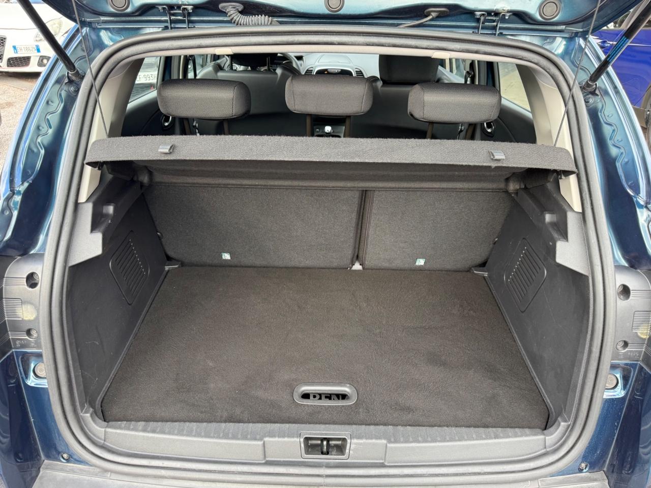 Captur 1.0 /unipro/rate/sport / unipro/ rate/ E6