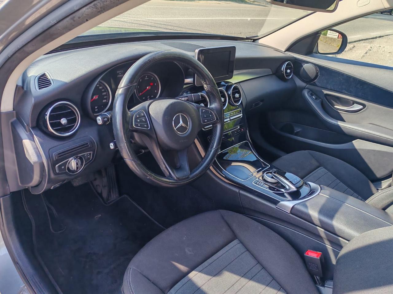 Mercedes-benz C 220 200 d Auto Premium