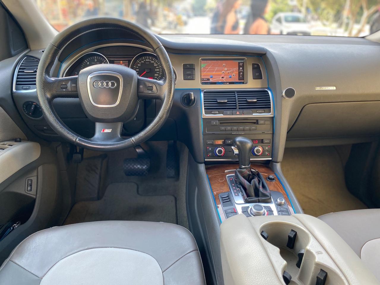 Audi Q7 3.0 V6 TDI 233CV quattro tiptronic