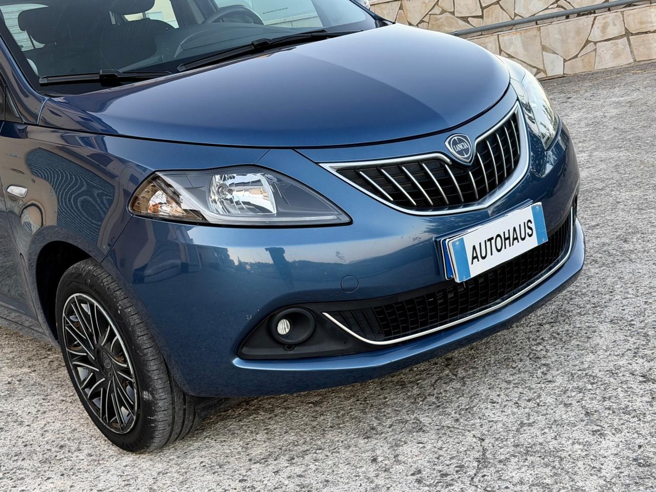 Lancia Ypsilon 1.0 FireFly 70cv Hybrid 2023 - 31.000KM