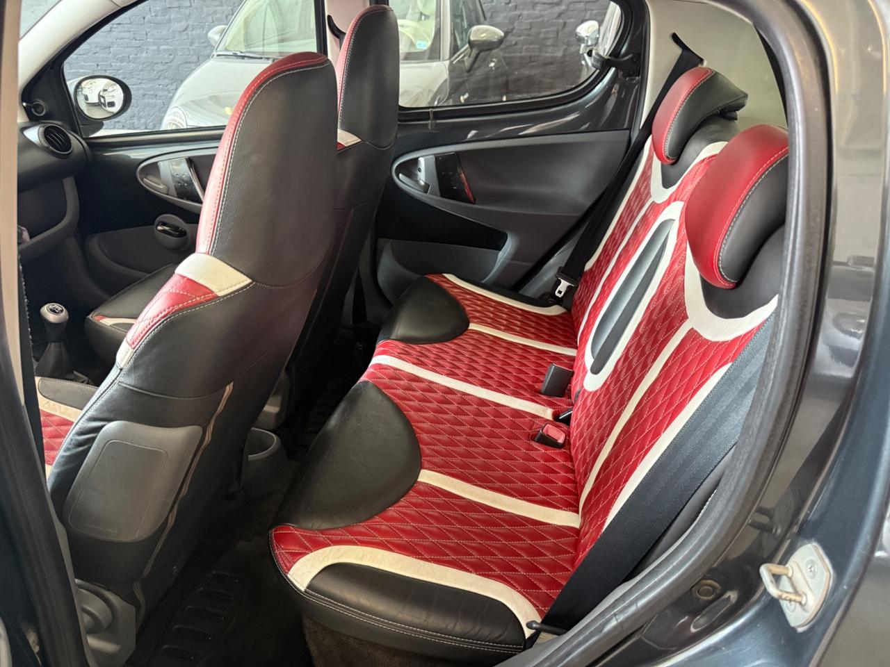 Citroen C1 1.4 HDi 55CV 5 porte NEOPATENTATI