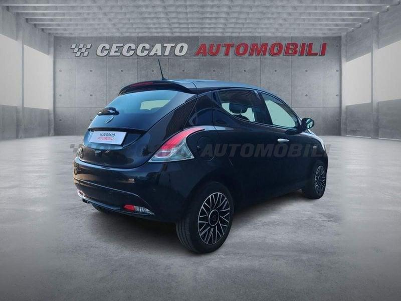 Lancia Ypsilon Ypsilon 1.0 firefly hybrid Platino s&s 70cv