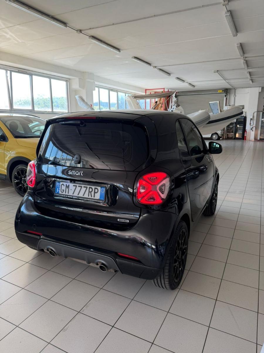SMART - Fortwo - 70 1.0 BRABUS Style