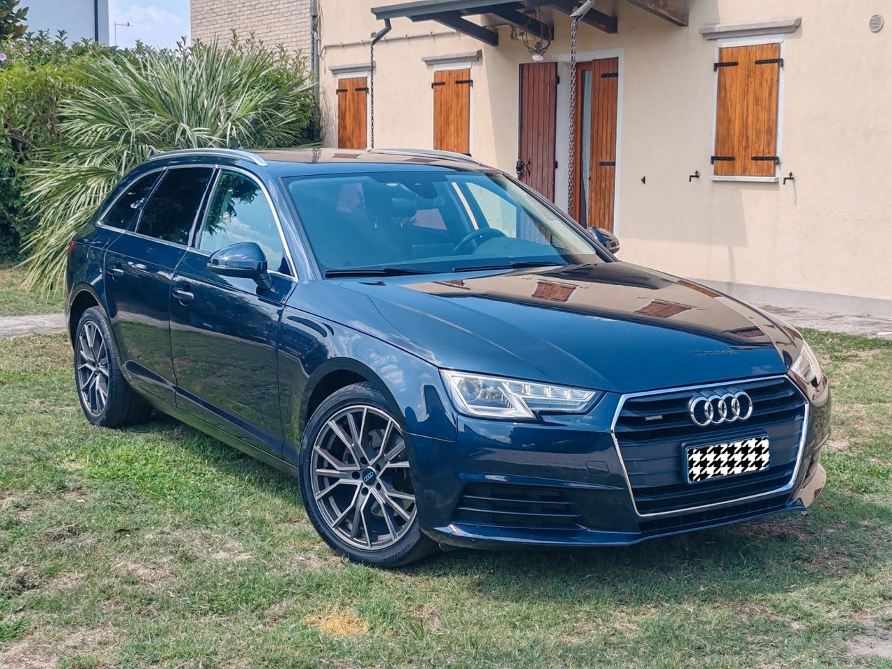 Audi A4 2.0 TDI" 150 cv S tronic Sport 2016
