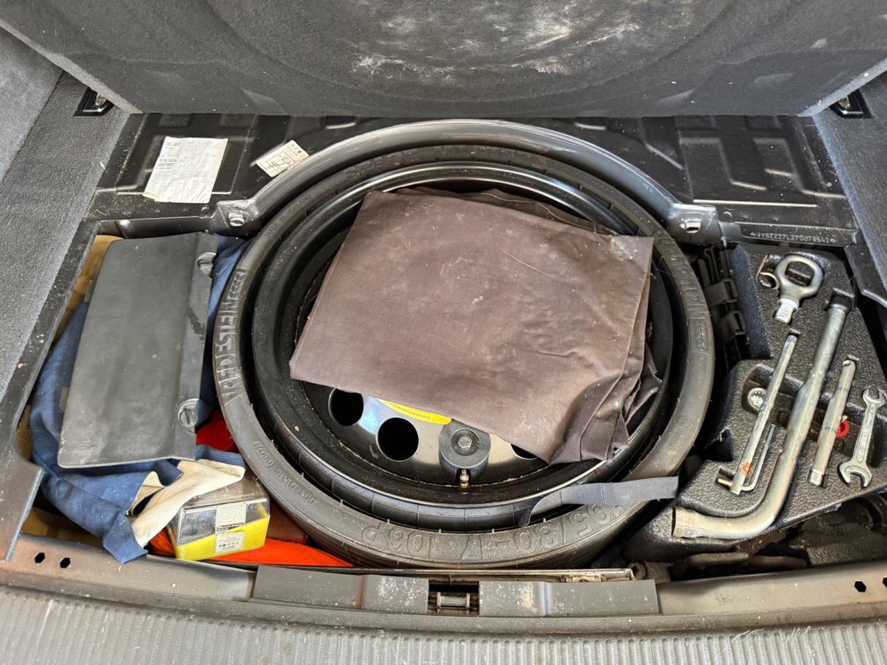 Volkswagen Touareg 2.5 R5 TDI DPF tiptronic