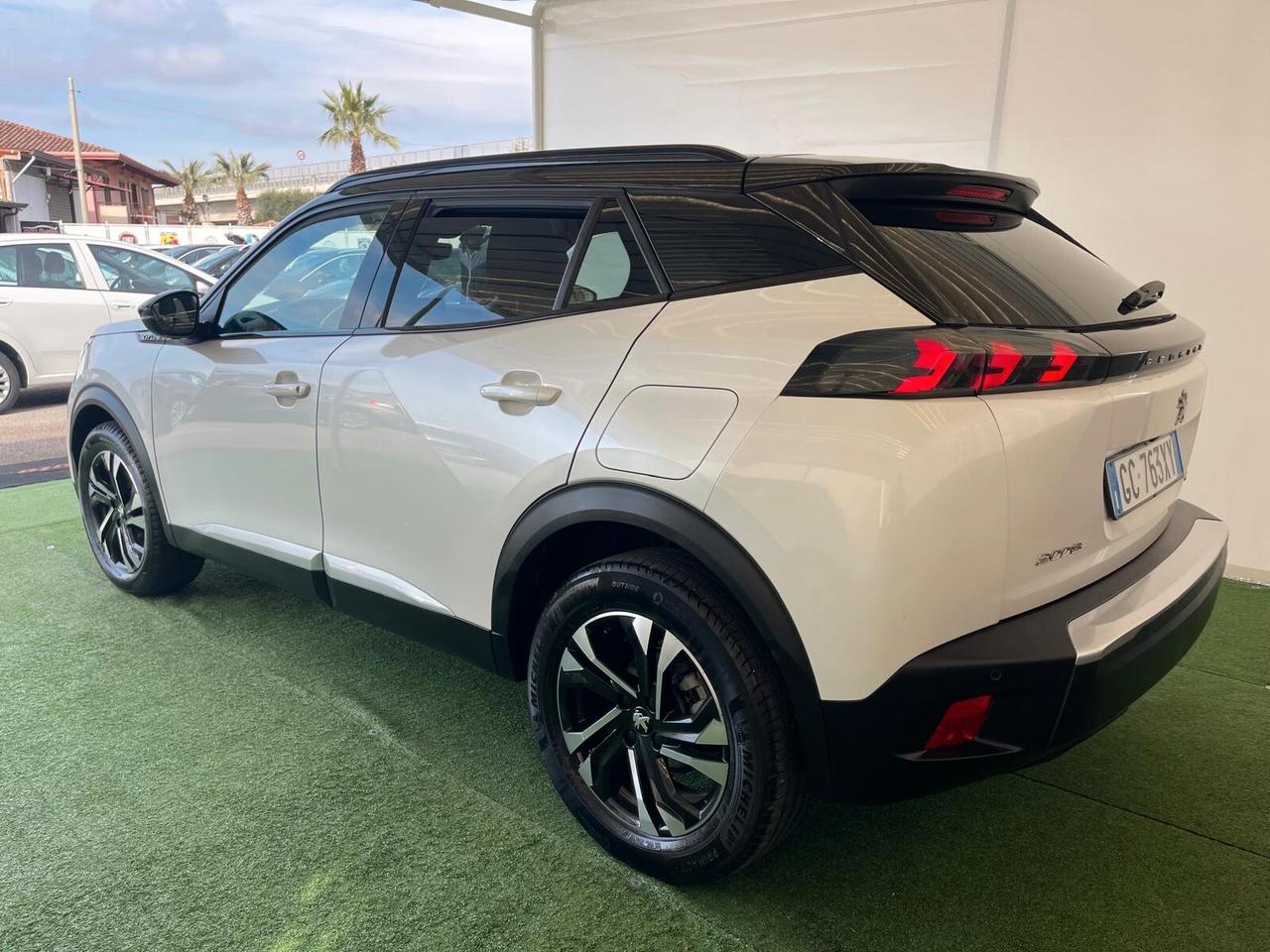 PEUGEOT 2008 1.5 DIESEL 130CV GT LINE