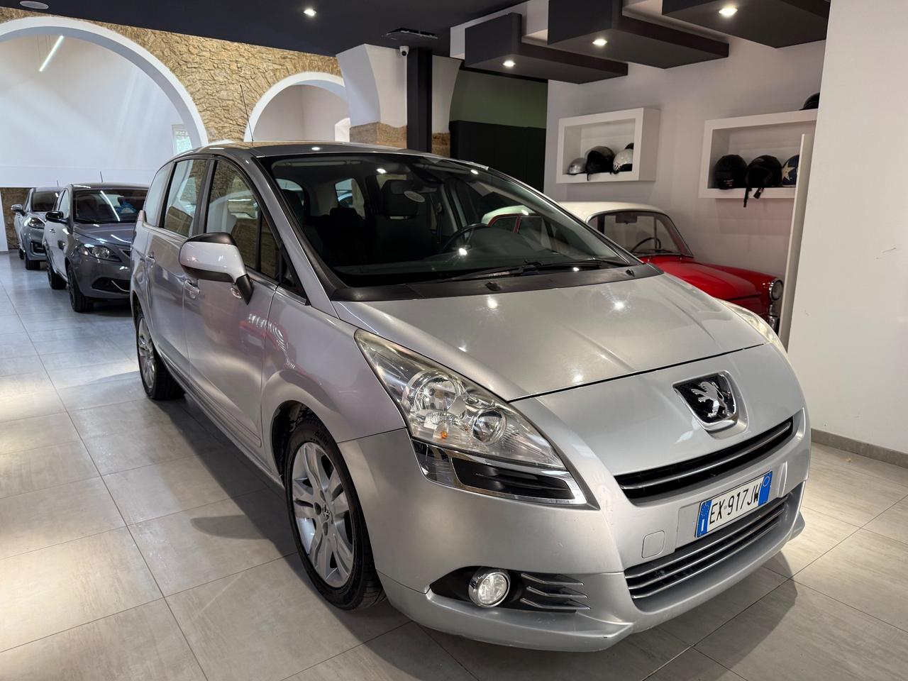Peugeot 5008 2.0 HDi 150CV Tecno
