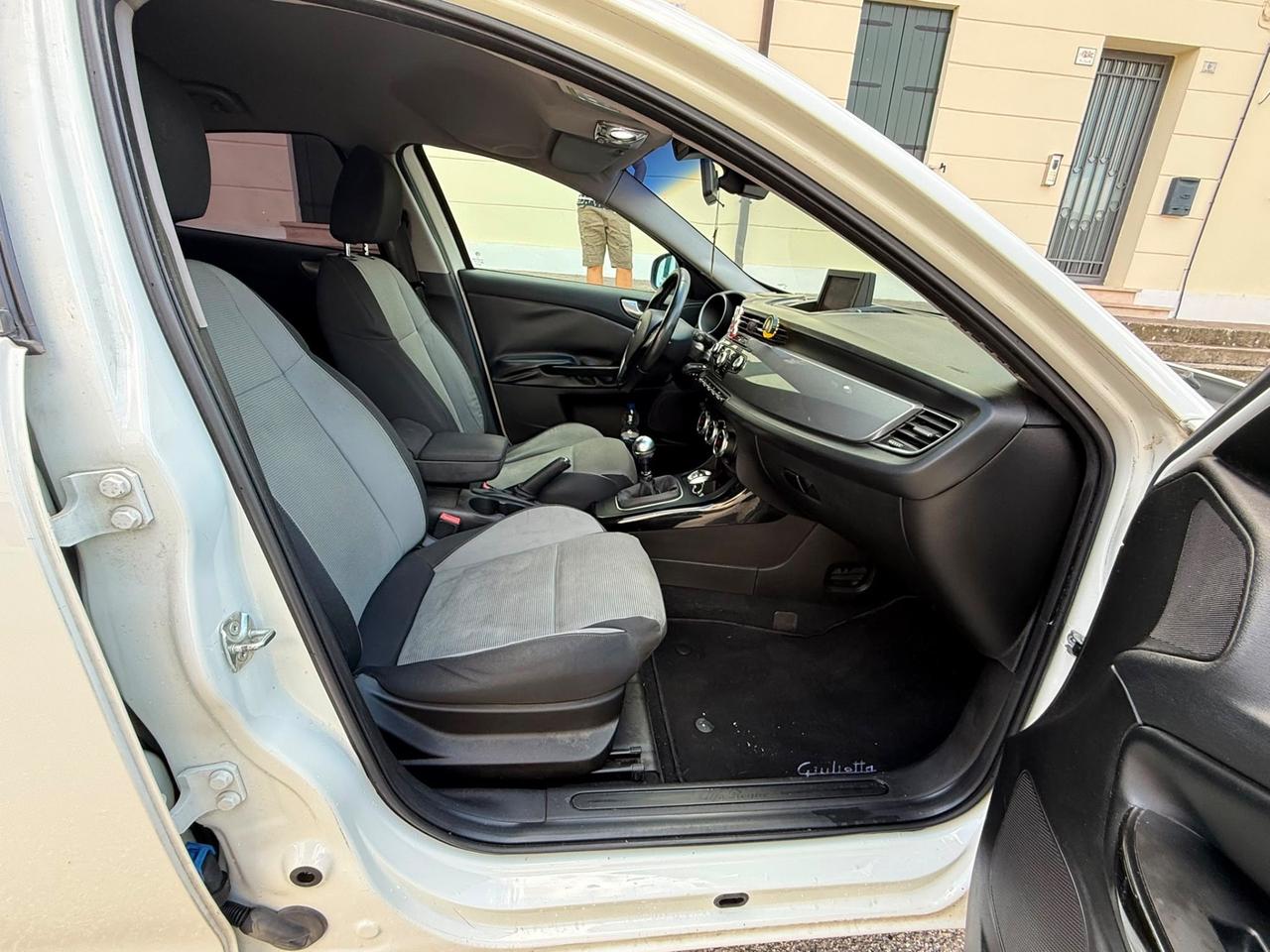 Alfa Romeo Giulietta 2.0 JTDm-2 140 CV Progression