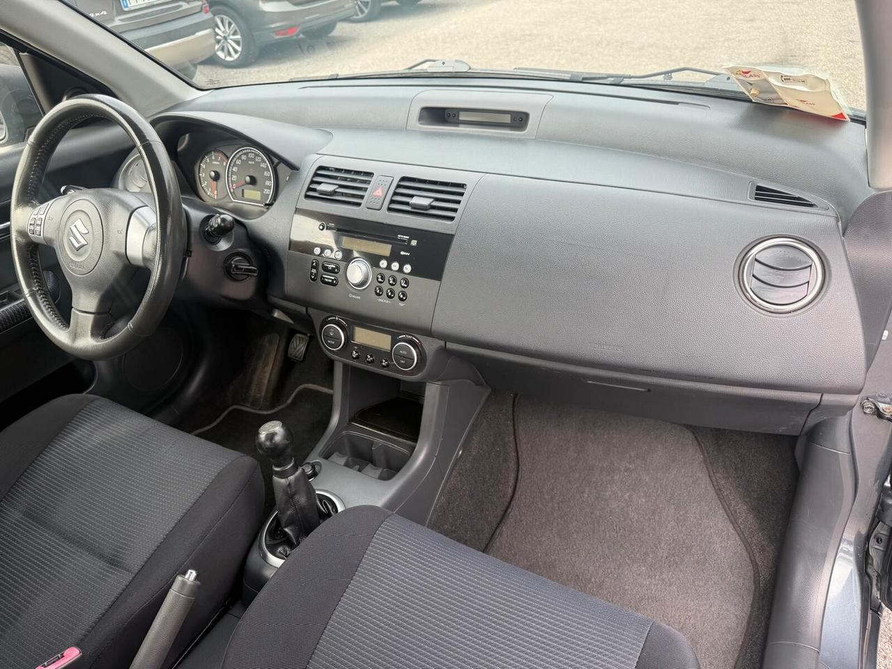 Suzuki Swift 1.3 4x4 5p. GL